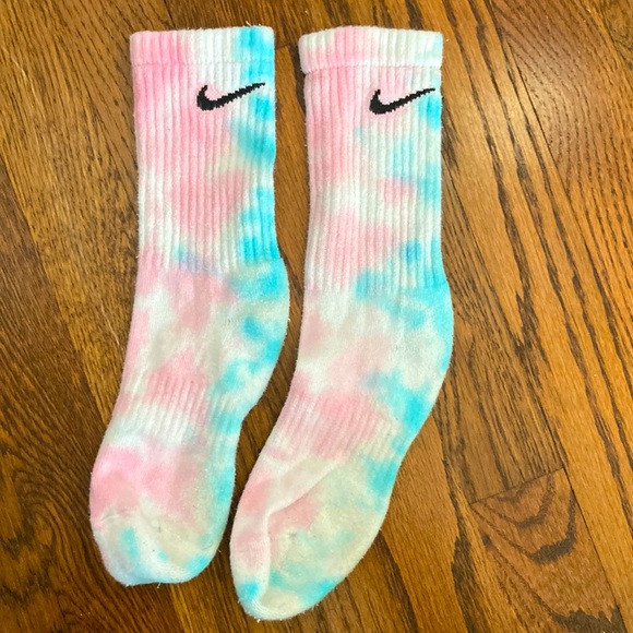 pastel tie dye nike socks
